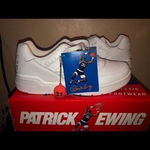 White Patrick Ewing sneakers. Size:13